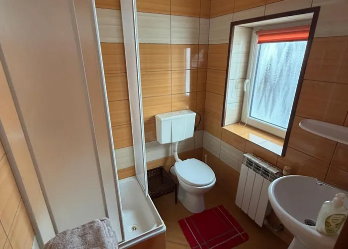 Atticapartament شقة *